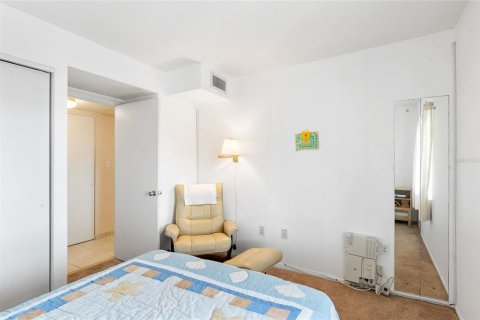 Condo in Bradenton, Florida, 2 bedrooms  № 2142353 - photo 29