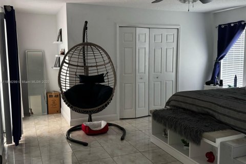 Casa en venta en Port St. Lucie, Florida, 3 dormitorios, 142.51 m2 № 1942185 - foto 9