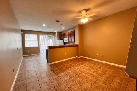 Townhouse in Kissimmee, Florida 3 bedrooms, 126.53 sq.m. № 2104776 - photo 5