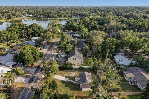 House in Orlando, Florida 2 bedrooms, 79.34 sq.m. № 2198791 - photo 30
