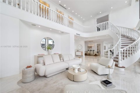 Condo in Miami, Florida, 5 bedrooms № 2082066 - photo 7