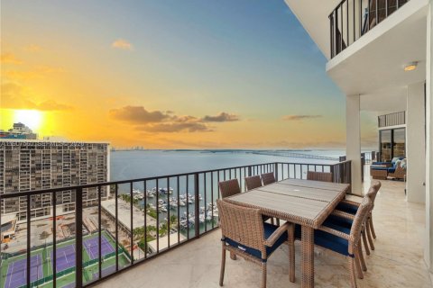 Condo in Miami, Florida, 5 bedrooms № 2082066 - photo 19