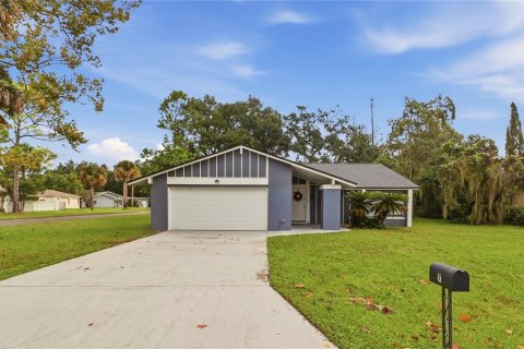 Villa ou maison à Palm Coast, Floride 3 chambres, 137.12 m2 № 2413489