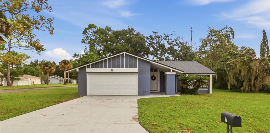 Villa ou maison à Palm Coast, Floride 3 chambres, 137.12 m2 № 2413489