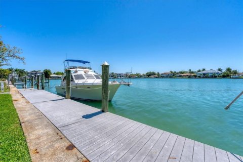 Villa ou maison à vendre à Sarasota, Floride: 3 chambres, 344.3 m2 № 2218673 - photo 15