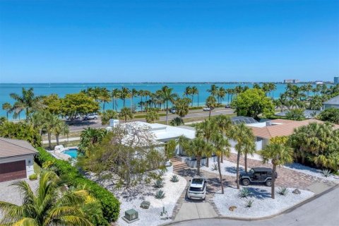 Villa ou maison à vendre à Sarasota, Floride: 3 chambres, 344.3 m2 № 2218673 - photo 23