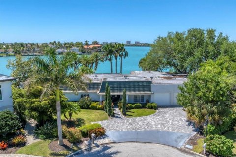 Villa ou maison à vendre à Sarasota, Floride: 3 chambres, 344.3 m2 № 2218673 - photo 13