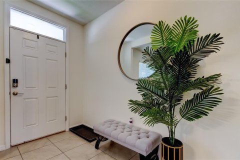 House in Wesley Chapel, Florida 5 bedrooms, 242.01 sq.m. № 1620825 - photo 4