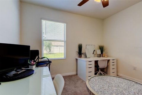 House in Wesley Chapel, Florida 5 bedrooms, 242.01 sq.m. № 1620825 - photo 30