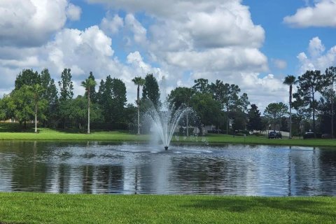 Villa ou maison à louer à Sanford, Floride: 4 chambres, 264.86 m2 № 1791427 - photo 5