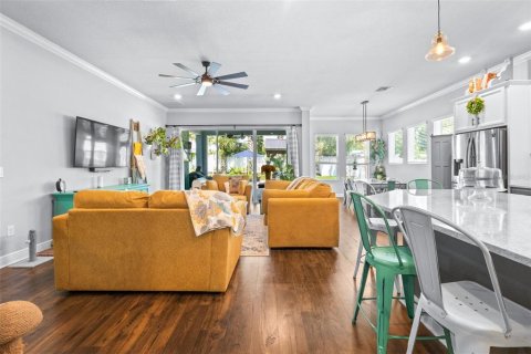 House in Tampa, Florida 4 bedrooms, 244.7 sq.m. № 1828391 - photo 16