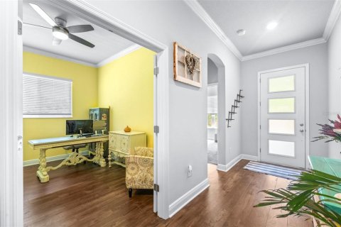 House in Tampa, Florida 4 bedrooms, 244.7 sq.m. № 1828391 - photo 9