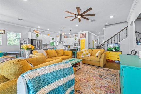 House in Tampa, Florida 4 bedrooms, 244.7 sq.m. № 1828391 - photo 19
