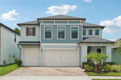 House in New Port Richey, Florida 5 bedrooms, 300.17 sq.m. № 1614573 - photo 1