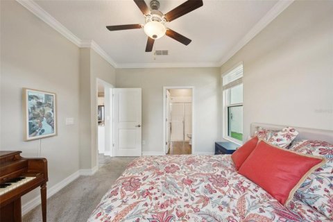 House in New Port Richey, Florida 5 bedrooms, 300.17 sq.m. № 1614573 - photo 11