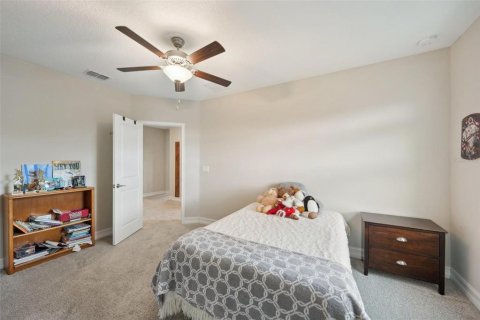 House in New Port Richey, Florida 5 bedrooms, 300.17 sq.m. № 1614573 - photo 29