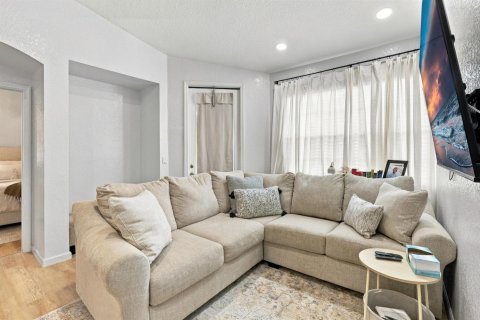 Townhouse in Riviera Beach, Florida 2 bedrooms, 94.95 sq.m. № 2401378 - photo 19