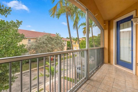 Townhouse in Riviera Beach, Florida 2 bedrooms, 94.95 sq.m. № 2401378 - photo 13
