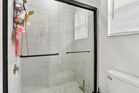 Townhouse in Riviera Beach, Florida 2 bedrooms, 94.95 sq.m. № 2401378 - photo 3