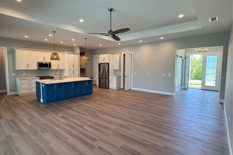 House in Port Charlotte, Florida 3 bedrooms, 208.38 sq.m. № 604948 - photo 17