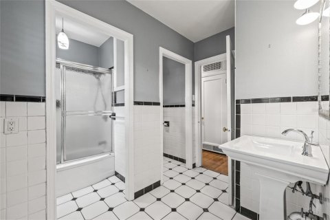 Casa en venta en Saint Petersburg, Florida, 3 dormitorios, 170.57 m2 № 1844302 - foto 4