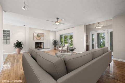 Casa en venta en Saint Petersburg, Florida, 3 dormitorios, 170.57 m2 № 1844302 - foto 17