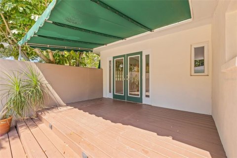 Casa en venta en Saint Petersburg, Florida, 3 dormitorios, 170.57 m2 № 1844302 - foto 14