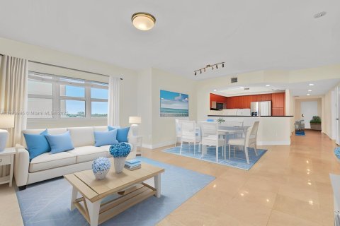 Copropriété à vendre à North Miami, Floride: 3 chambres, 169.27 m2 № 1932816 - photo 12