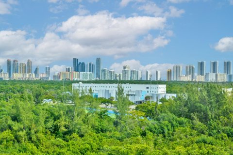 Copropriété à vendre à North Miami, Floride: 3 chambres, 169.27 m2 № 1932816 - photo 28