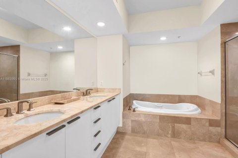 Copropriété à vendre à North Miami, Floride: 3 chambres, 169.27 m2 № 1932816 - photo 19