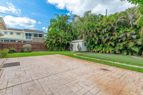 House in Fort Lauderdale, Florida 2 bedrooms, 77.29 sq.m. № 2082122 - photo 30
