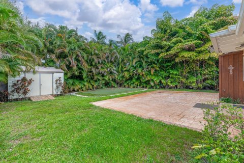 House in Fort Lauderdale, Florida 2 bedrooms, 77.29 sq.m. № 2082122 - photo 29