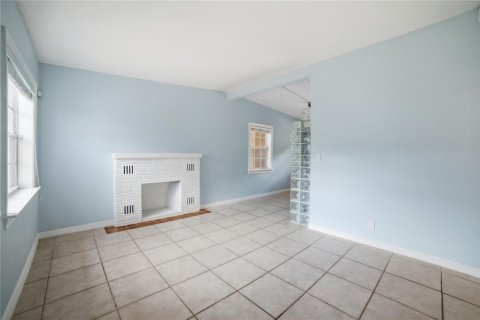 House in Fort Lauderdale, Florida 2 bedrooms, 77.29 sq.m. № 2082122 - photo 8