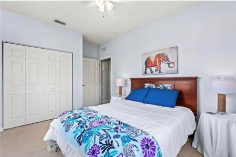 Condo in Davenport, Florida, 4 bedrooms № 2388979 - photo 10