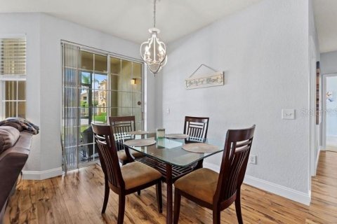 Condo in Davenport, Florida, 4 bedrooms № 2388979 - photo 6