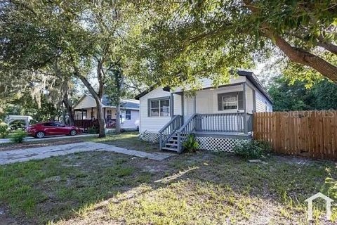 Villa ou maison à Tampa, Floride 3 chambres, 97.73 m2 № 2425427