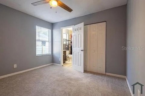 Villa ou maison à louer à Tampa, Floride: 3 chambres, 97.73 m2 № 2425427 - photo 10