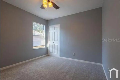 Villa ou maison à louer à Tampa, Floride: 3 chambres, 97.73 m2 № 2425427 - photo 12