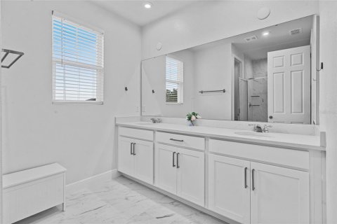 House in Clermont, Florida 4 bedrooms, 283.91 sq.m. № 1810480 - photo 25