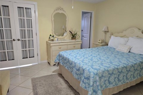 Condominio en alquiler en Gulfport, Florida, 2 dormitorios, 104.05 m2 № 1905913 - foto 25