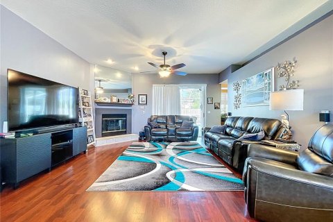 House in Lutz, Florida 3 bedrooms, 177.81 sq.m. № 1801338 - photo 16