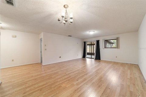 Commercial property in Ocala, Florida 4 bedrooms, 225.57 sq.m. № 1723519 - photo 7