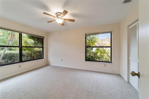 Commercial property in Ocala, Florida 4 bedrooms, 225.57 sq.m. № 1723519 - photo 19