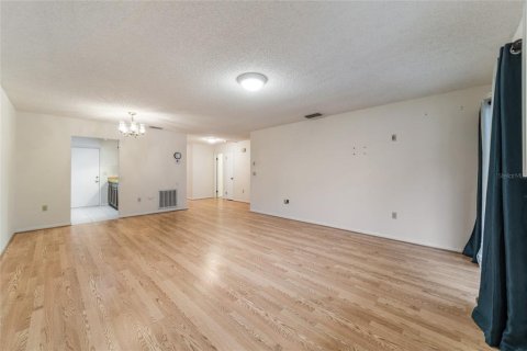 Commercial property in Ocala, Florida 4 bedrooms, 225.57 sq.m. № 1723519 - photo 10