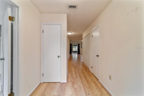 Commercial property in Ocala, Florida 4 bedrooms, 225.57 sq.m. № 1723519 - photo 5