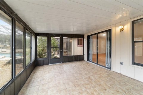 Commercial property in Ocala, Florida 4 bedrooms, 225.57 sq.m. № 1723519 - photo 24