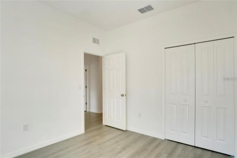 Villa ou maison à vendre à Palm Bay, Floride: 4 chambres, 155.89 m2 № 2424025 - photo 7
