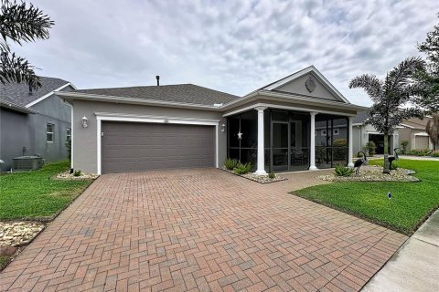 Villa ou maison à vendre à Groveland, Floride: 2 chambres, 178.19 m2 № 2095887 - photo 2