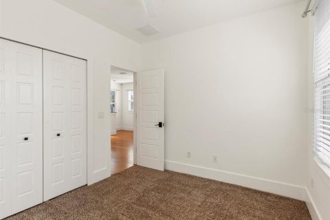 Casa en alquiler en Tampa, Florida, 3 dormitorios, 175.86 m2 № 2228063 - foto 26
