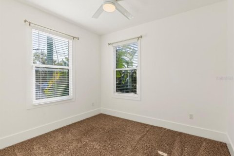 Casa en alquiler en Tampa, Florida, 3 dormitorios, 175.86 m2 № 2228063 - foto 24